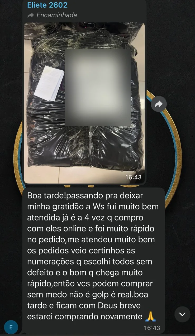 Conversa de WhatsApp com Cliente Eliete, com dados pessoais tarjados